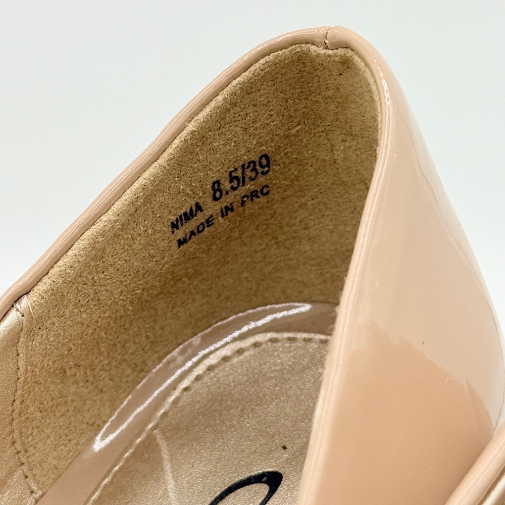 CL by Laundry Nima Nude Patent Wedge Pumps Size 8.5 EU 39 Round Toe Heels - Picture 5 of 10